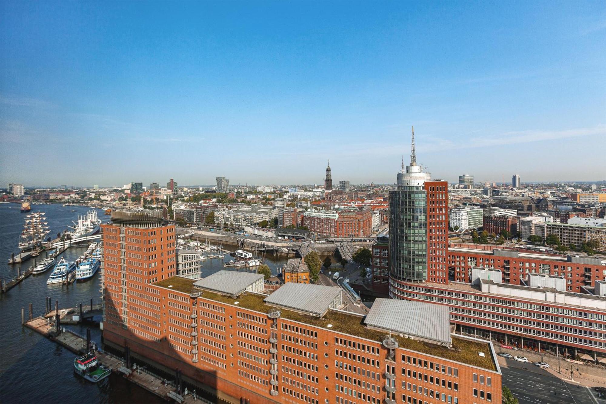 The Westin Hamburg Elbphilharmonie Hotel Luaran gambar Aerial view of the Speicherstadt